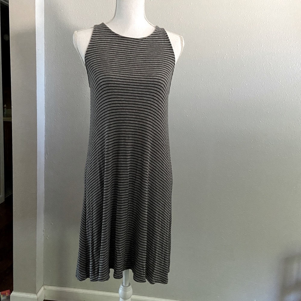 3/$15 👾 Gap swing dress size M EUC.